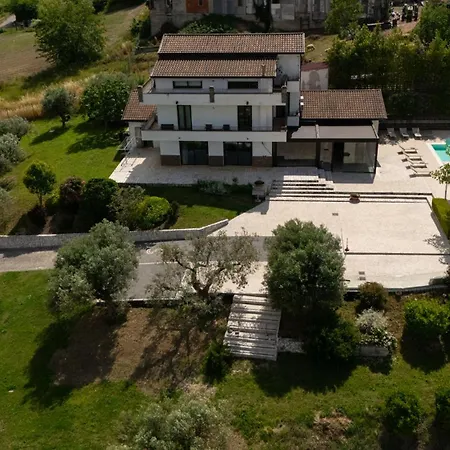 Vila Santoro Ai Tre Ulivi Con Piscina Privata *