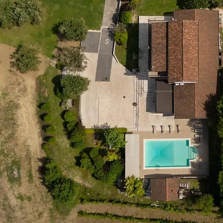 Villa Santoro Ai Tre Ulivi Con Piscina Privata Caiazzo