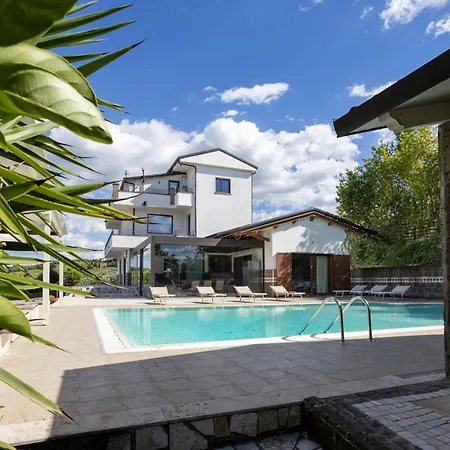 Santoro Ai Tre Ulivi Con Piscina Privata * Caiazzo